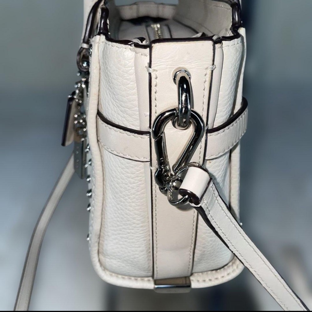 Coach Swagger 21 w/Studs EUC - Picture 5 of 12